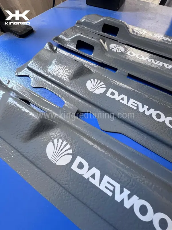 Vista lateral molduras de ventana